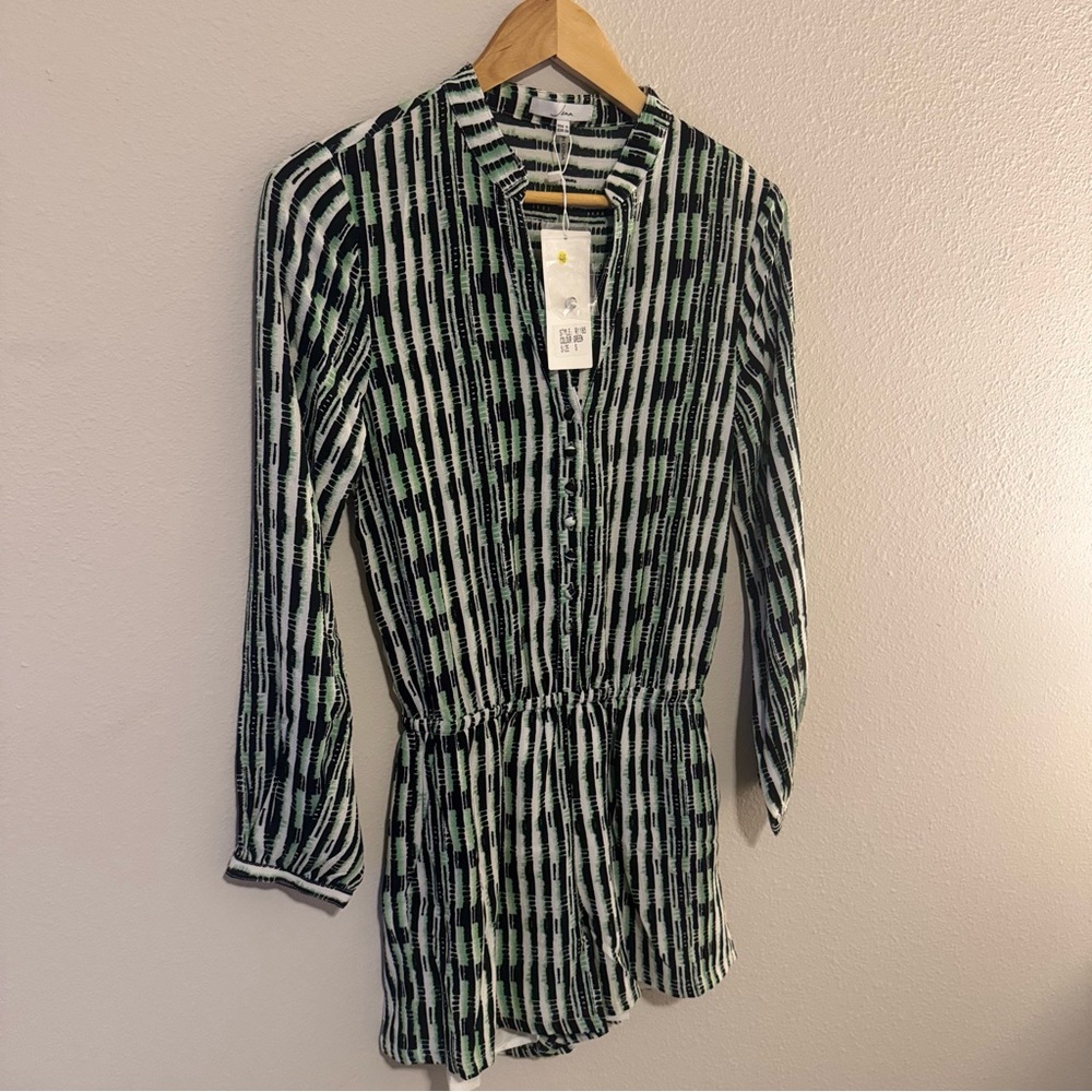 Jenn Romper NWT - Picture 6 of 8